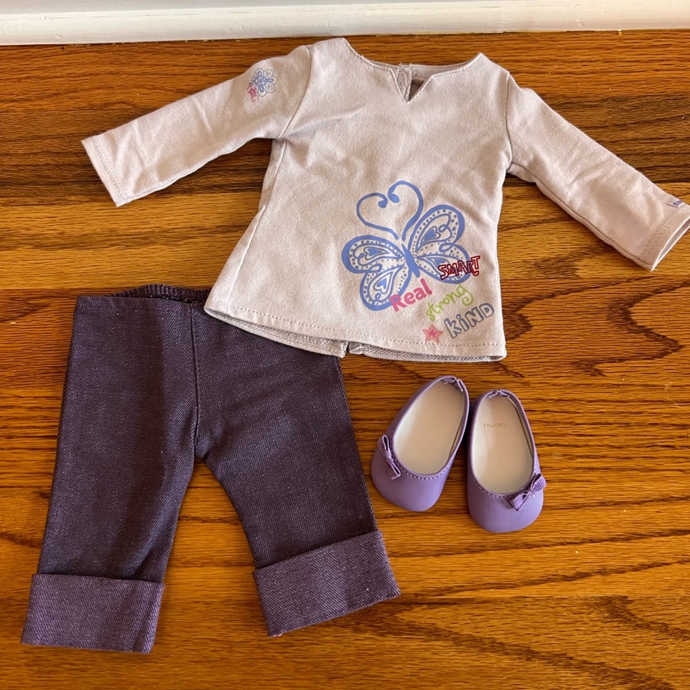 American Girl Real Me Outfit 18 inch shirt capris shoes purple
